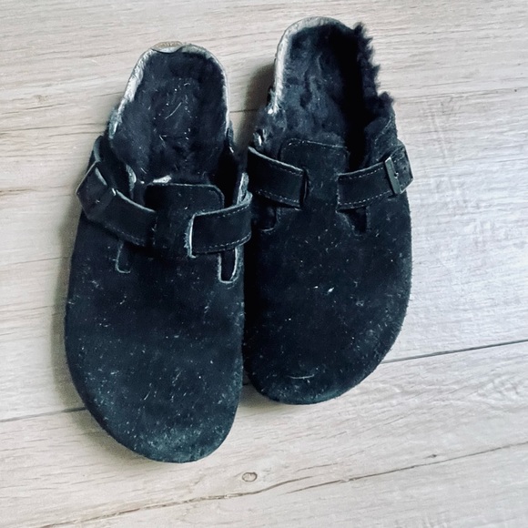 Birkenstock Black Suede Shearling Boston - Picture 3 of 7